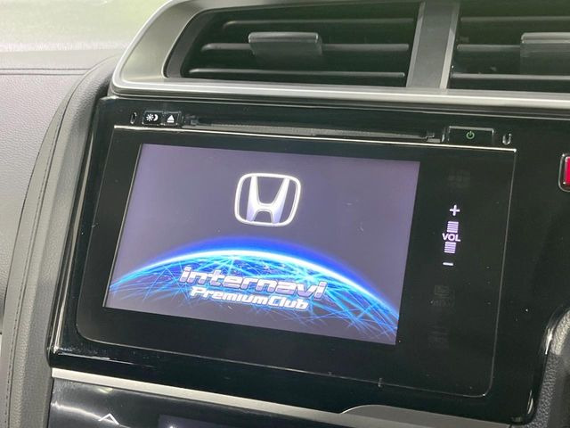 フィット1.5 ハイブリッド Lパッケージ