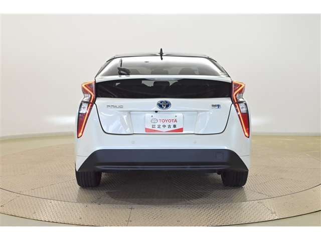 プリウス1.8 S セーフティ プラス ツートーン