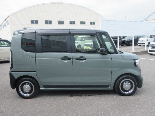 N-BOXジョイ ターボ 2トーン