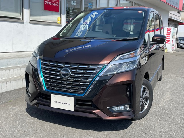 セレナ1.2 e-POWER ハイウェイスターV