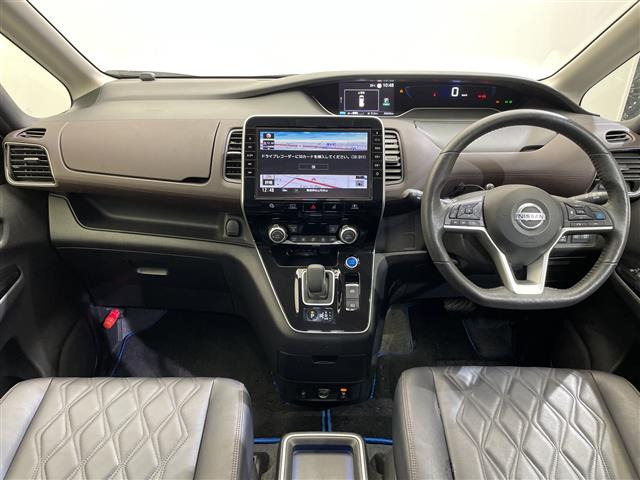 セレナ1.2 e-POWER ハイウェイスターG