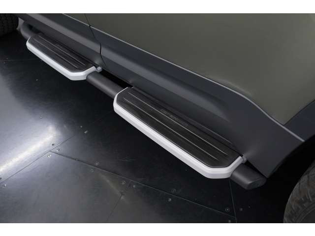 ディフェンダー110 S 3.0L D300 ディーゼル 4WD