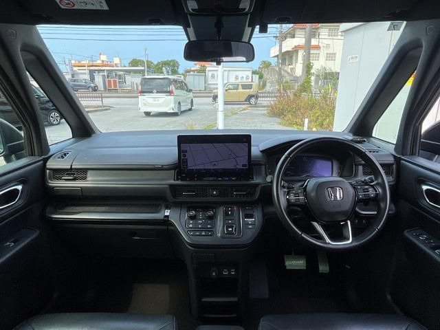 ステップワゴン2.0 e:HEV スパーダ