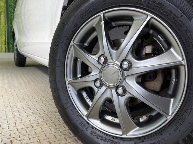 �y13�C���`�A���~�z�C�[���z�O�ςɃ}�b�`�����A���~�z�C�[���𑕒����Ă���܂��B�e��A���~�z�C�[����A�X�^�b�h���X�^�C�����戵�����Ă���܂��B���񂲑��k����������