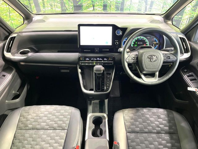 ヴォクシー1.8 ハイブリッド S-Z