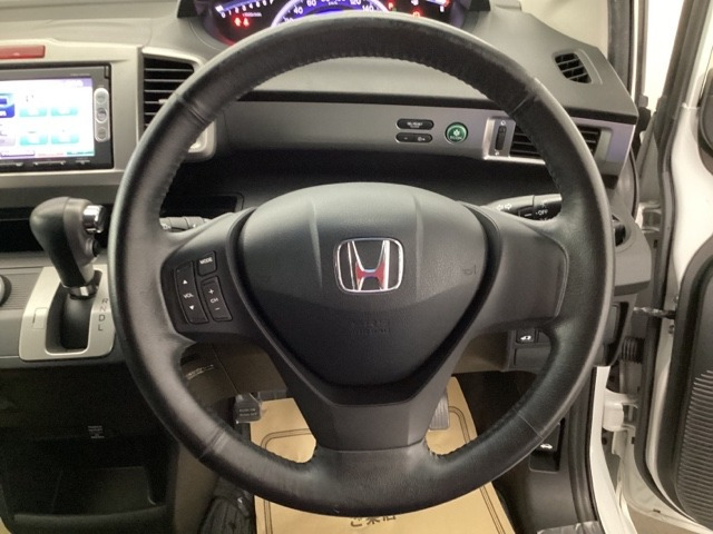 フリード1.5 G エアロ