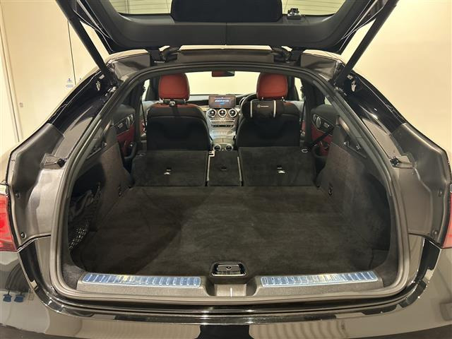 GLCクーペAMG GLC43 4マチック 4WD