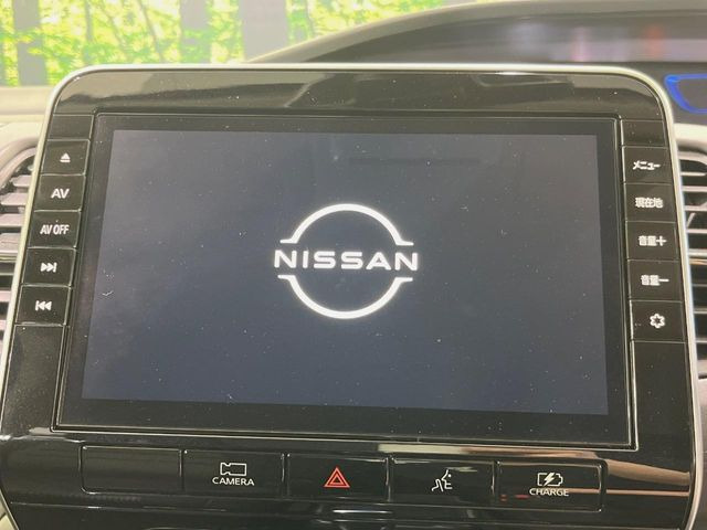 セレナ1.2 e-POWER ハイウェイスターV