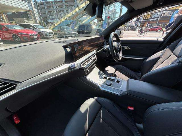 3シリーズセダン318i Mスポーツ