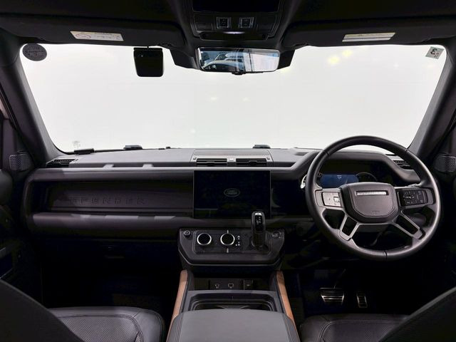 ディフェンダー110 X 3.0L D300 ディーゼル 4WD