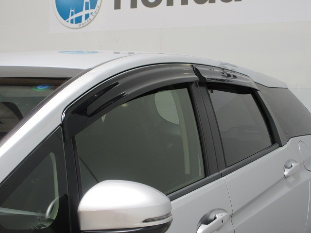 シャトル1.5 ハイブリッド X 4WD