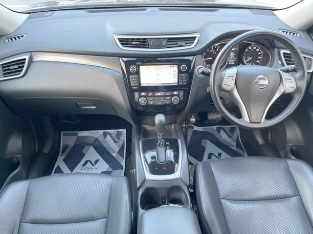 エクストレイル2.0 20X エマージェンシーブレーキパッケージ