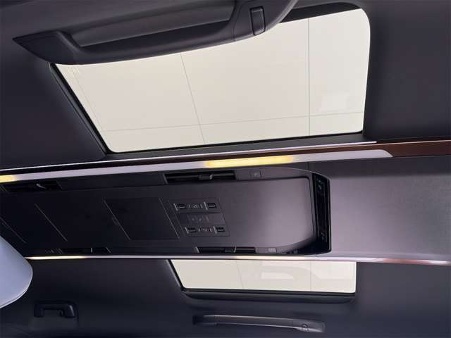 ヴェルファイアハイブリッド 2.5 Z プレミア