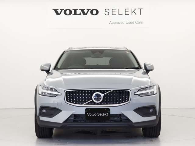 V60クロスカントリーウルトラ B5 AWD 4WD