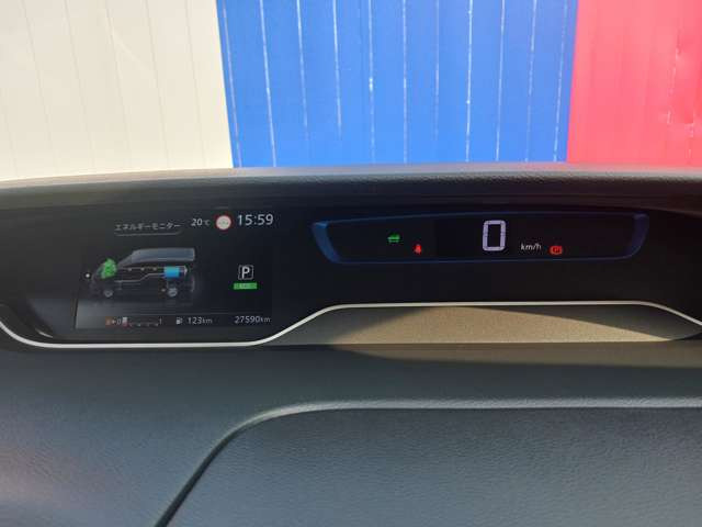 セレナ1.2 e-POWER ハイウェイスターV