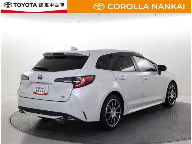 カローラツーリング1.8 ハイブリッド W×B