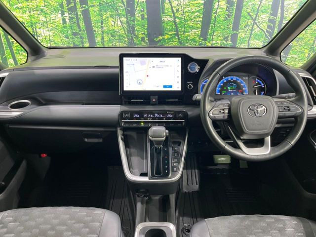 ヴォクシー1.8 ハイブリッド S-Z