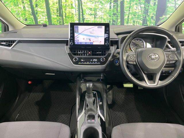 カローラツーリング1.8 ハイブリッド S