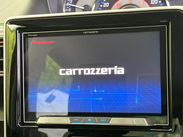 �y8�^�t���Z�OTV�t�i�r�Q�[�V�����z�g���₷���i�r�ŖړI�n�܂ł�������ē����Ă���܂��B�e��I�[�f�B�I�Đ��@�\���[�����Ă���A���Ԃ̉^�]������Ɋy�����Ȃ�܂�!!