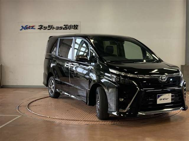 ヴォクシー2.0 ZS 煌III 4WD