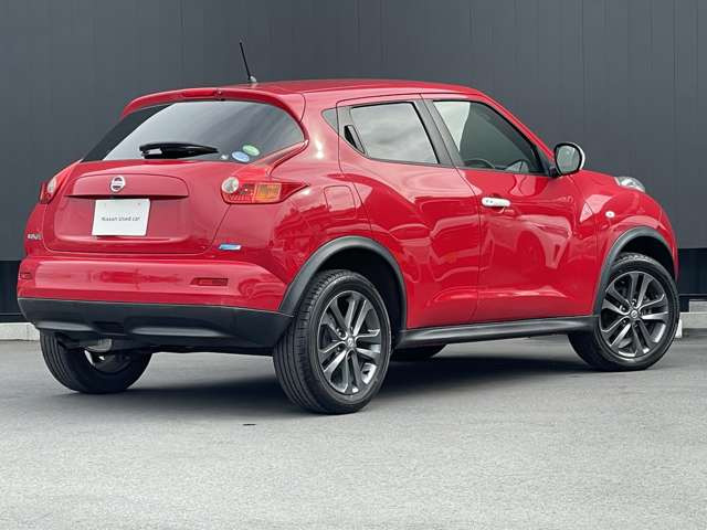 ジューク1.5 15RX パーソナライズパッケージ