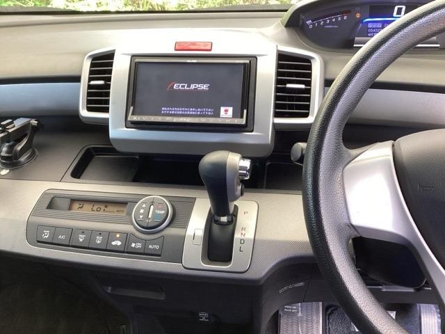 フリードハイブリッド1.5 ジャストセレクション