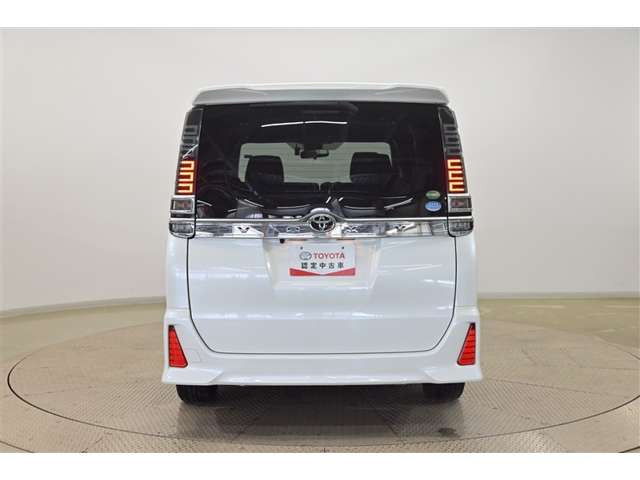 ヴォクシー2.0 ZS 煌