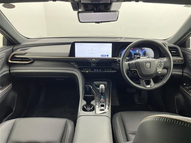 クラウンスポーツ2.5 Z E-Four 4WD