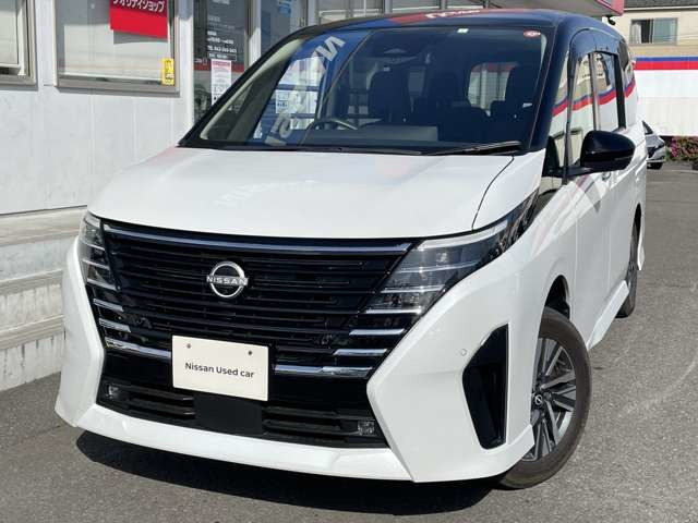 セレナ2.0 ハイウェイスターV 4WD