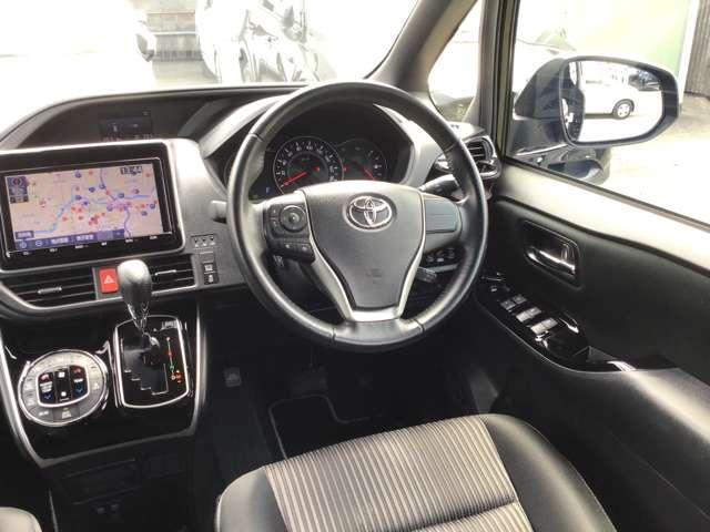 ヴォクシー2.0 ZS 煌II