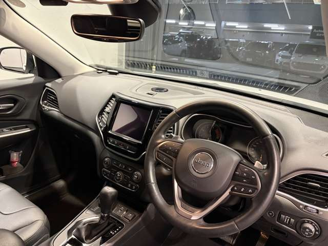 チェロキーリミテッド 4WD