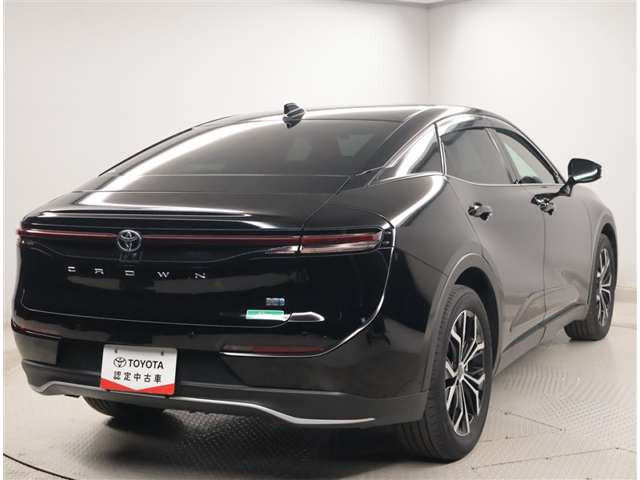 クラウンクロスオーバー2.5 G E-Four 4WD