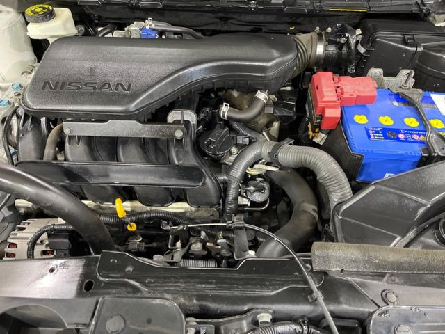 エクストレイル2.0 20X エマージェンシーブレーキパッケージ