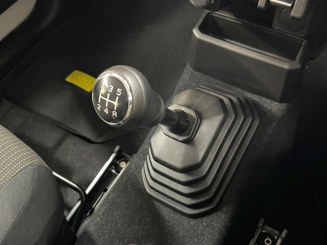 ジムニーシエラ1.5 JC 4WD