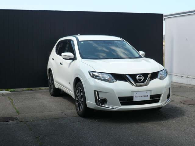 エクストレイル2.0 モード・プレミア ハイブリッド 4WD