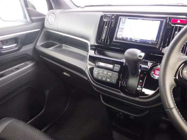 N-WGNカスタムG Lパッケージ