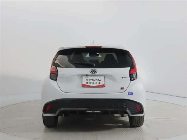 アクア1.5 GRスポーツ