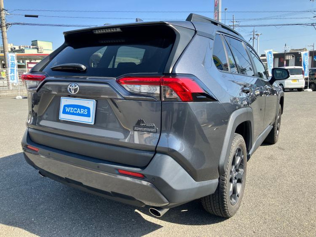 RAV42.0 アドベンチャー オフロードパッケージ 4WD