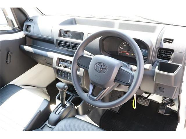 ピクシストラックスタンダード 4WD