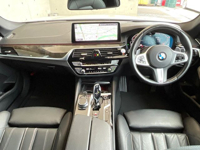 5シリーズセダン530i Mスポーツ