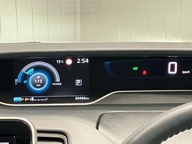 セレナ1.2 e-POWER ハイウェイスターV