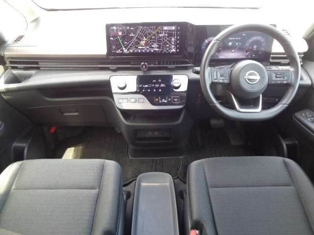 セレナ1.4 e-POWER ハイウェイスターV