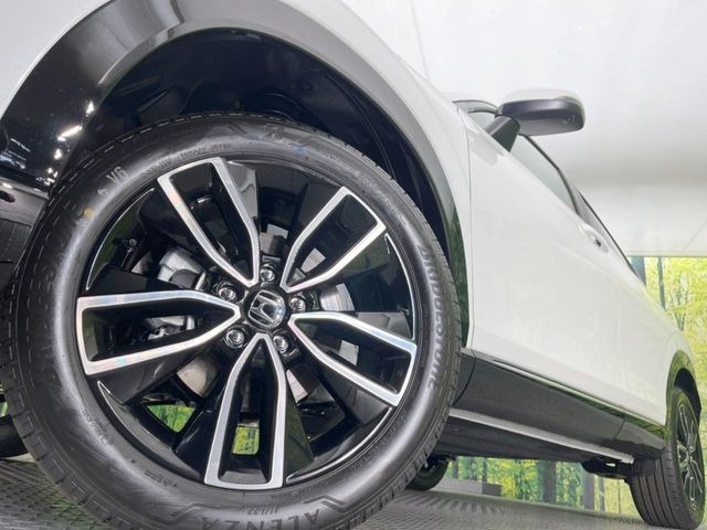 �y�����A���~�z�C�[���z�O�ςɃ}�b�`���������A���~�z�C�[���𑕒����Ă���܂��B�e��ЊO�A���~�z�C�[����A�X�^�b�h���X�^�C�����戵�����Ă���܂��B���񂲑��k����������