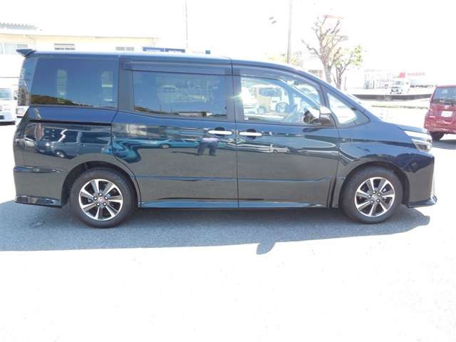 ヴォクシー2.0 ZS 煌III