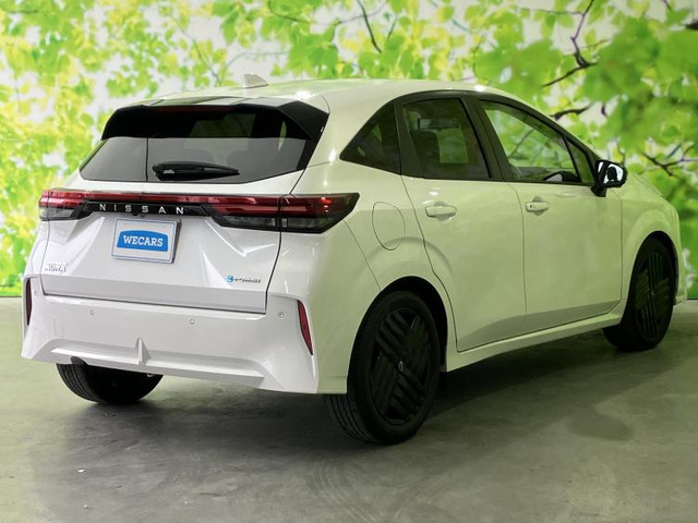 ノートオーラ1.2 G 90周年記念車