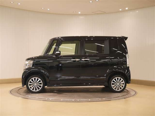 N-BOXカスタムG ターボ SSパッケージ 4WD