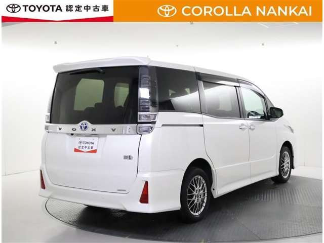 ヴォクシー1.8 ハイブリッド ZS 煌III