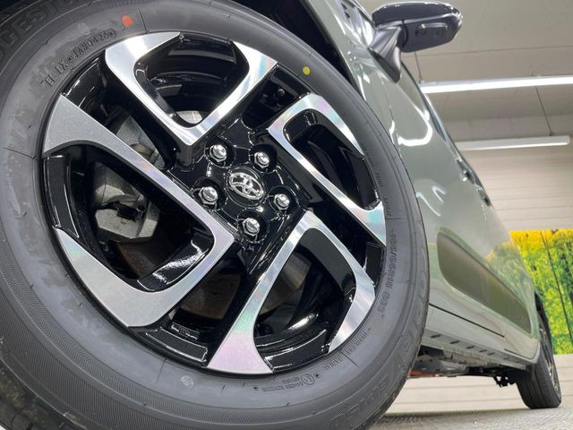 �y�����A���~�z�C�[���z�O�ςɃ}�b�`���������A���~�z�C�[���𑕒����Ă���܂��B�e��ЊO�A���~�z�C�[����A�X�^�b�h���X�^�C�����戵�����Ă���܂��B���񂲑��k����������