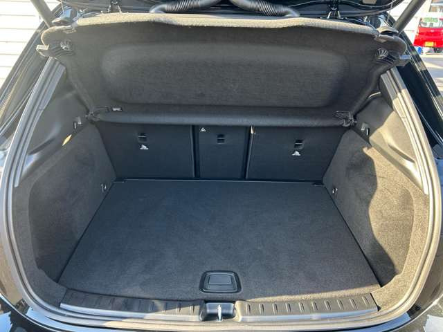 GLAクラスGLA200 d 4マチック アーバン スターズ 4WD