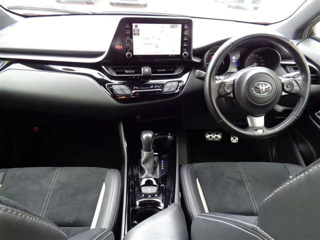 C-HRハイブリッド 1.8 S GR スポーツ